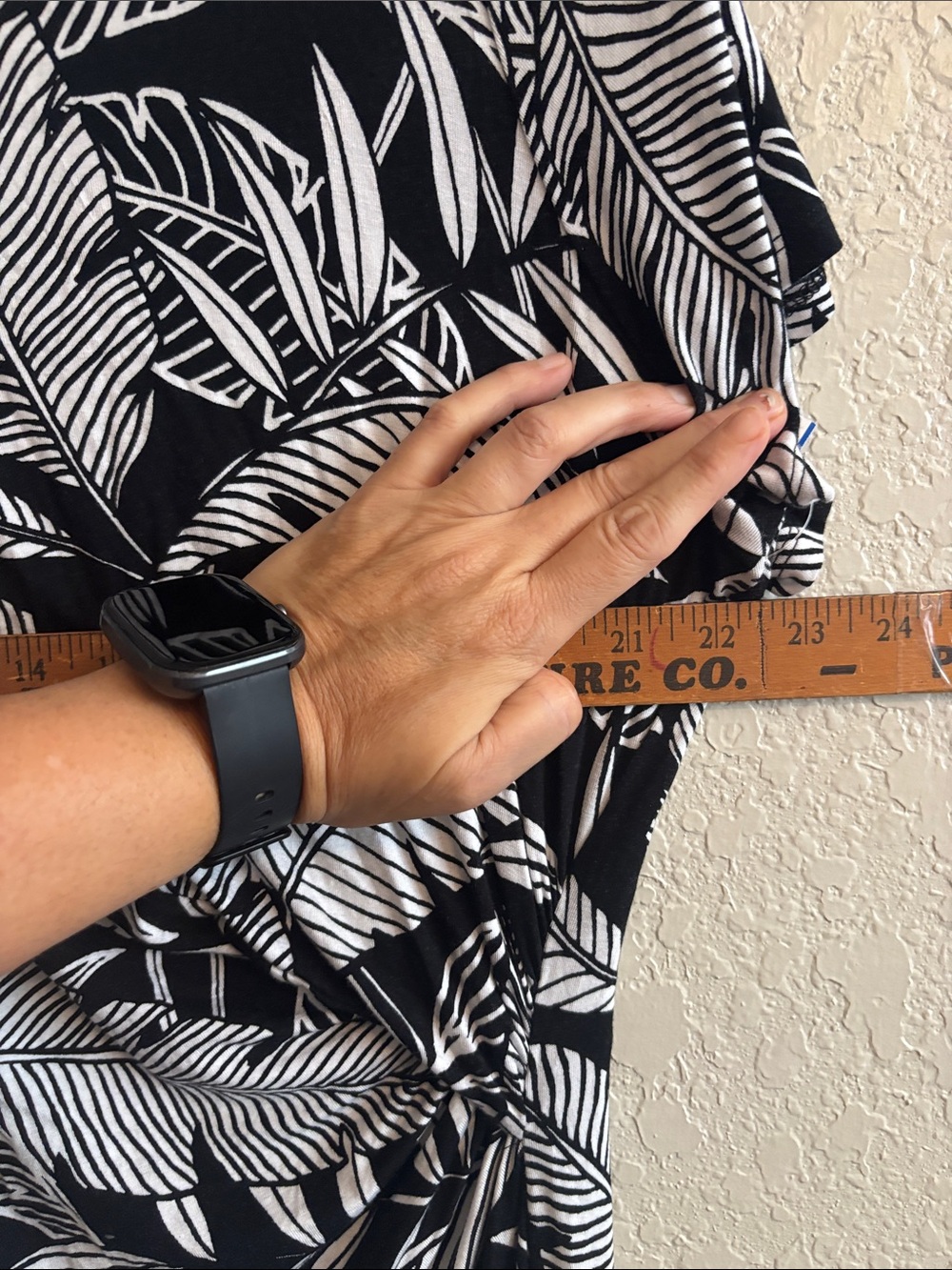 Avenue Black & White Leaf-Print Maxi Dress - Picture 7 of 12